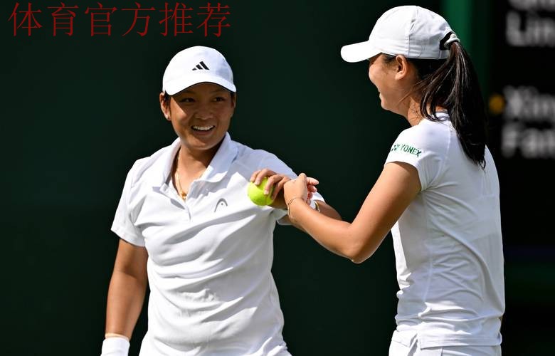 吴芳娴转场霍巴特闯过首轮